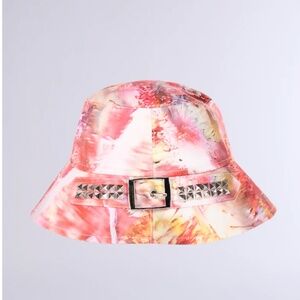CRAZY LOVE BUCKET HAT - O/S